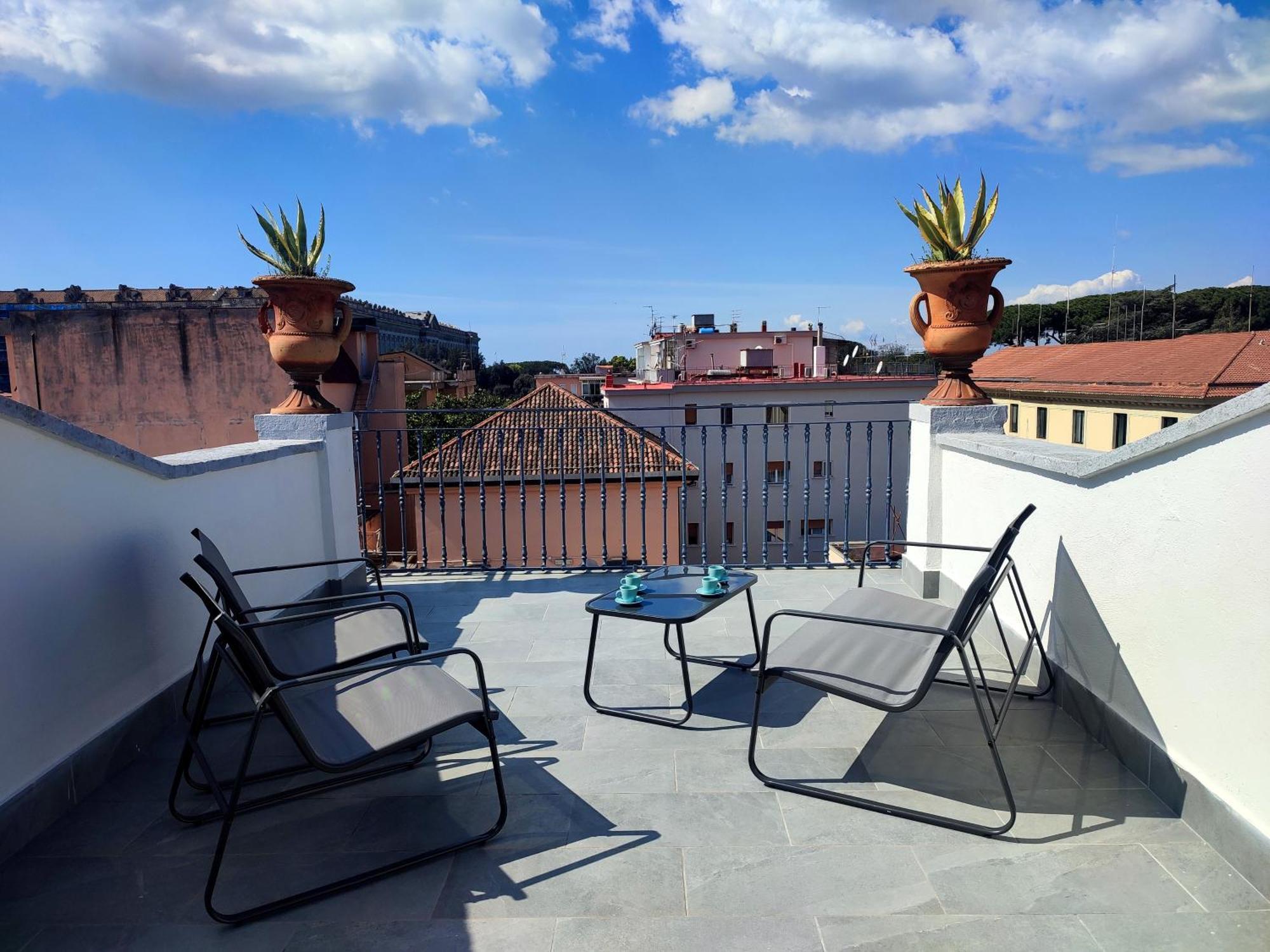 Terrazza Reale - Suite 2 Caserte Extérieur photo